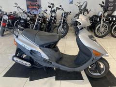 スズキ　ヴェクスター１２５　ＣＦ４２Ａ　Ｆ４１８　４ストロークエンジン　キャブレター　ディスクブレーキ　サイドスタンド　リアキャリア