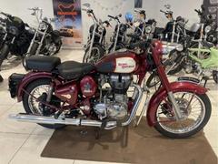 ＲＯＹＡＬ　ＥＮＦＩＥＬＤ　クラシック３５０　４ストロークエンジン　キャブレター　カスタムウィンカー　エンジンガード　ダブルホーン　タンデムシート