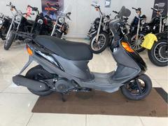 スズキ　アドレスＶ１２５　ＣＦ４ＭＡ　Ｆ４６８　４ストロークエンジン　フューエルインジェクション　リアキャリア　新品バッテリー
