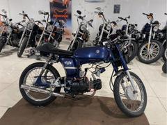 ヤマハ　ＹＢ−１　Ｆｏｕｒ　ＵＡ０５Ｊ　ボアアップ車両　４ストロークエンジン　キャブレター　ヘッドライトカウル　ヘッドライトガード