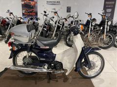 ホンダ　スーパーカブ５０　ＡＡ０１　ＡＡ０２Ｅ　４ストロークエンジン　フューエルインジェクション　フロントカゴ　サイドスタンド