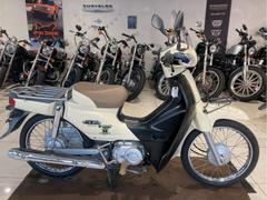 ホンダ　スーパーカブ５０　ＡＡ０４　ＡＡ０４Ｅ　４ストロークエンジン　フューエルインジェクション　フロントキャリア　ウィンドウスクリーン