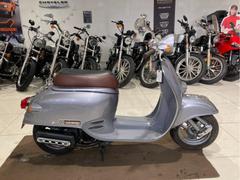 ホンダ　ジョルノ　ＡＦ２４　２ストロークエンジン　キャブレター　新品バッテリー