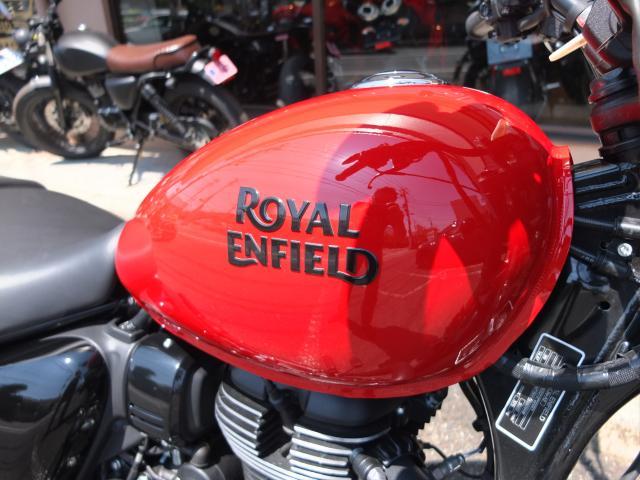 ＲＯＹＡＬ ＥＮＦＩＥＬＤ メテオ３５０ ファイヤーボール 正規取扱新車 ＵＳＢ電源標準装備 ファイヤーボールレッド｜バイクショップＢＥＡＴ！（ＭＵＴＴ  Ｍｏｔｏｒｃｙｃｌｅｓ千葉・ＲＯＹＡＬ ＥＮＦＩＥＬＤ千葉）｜新車・中古バイクなら【グーバイク】