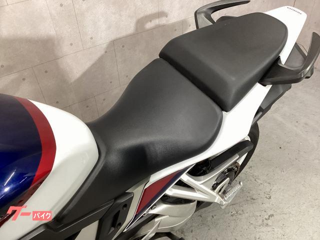 ホンダ ＶＦＲ８００Ｆ・インターセプター・ＥＴＣ２．０・ＡＢＳ・ＶＴＥＣ・プロアーム・トリコロール・ＲＣ７９｜ＳＥＥＤ  ｍｏｔｏｒｃｙｃｌｅ｜新車・中古バイクなら【グーバイク】