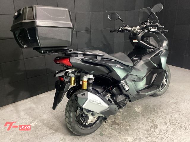 ホンダ　ADV160 用品　中国製 ホンダ ADV160 GIVI製トップボックス・ABS｜SEED