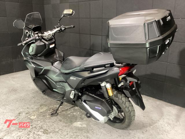 ホンダ　ADV160 用品　中国製 ホンダ ADV160 GIVI製トップボックス・ABS｜SEED