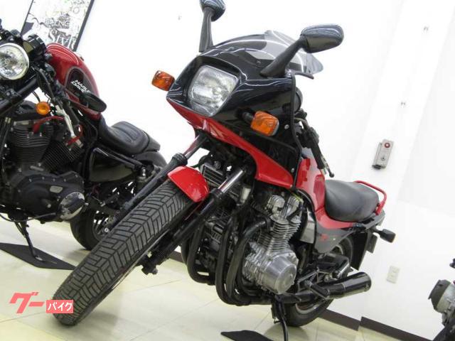 カワサキ ＧＰＺ１１００ ３３２８６ 逆輸入 原動機型式ＫＺＴ１０ＢＥ｜株式会社クローバーランドバイク｜新車・中古バイクなら【グーバイク】