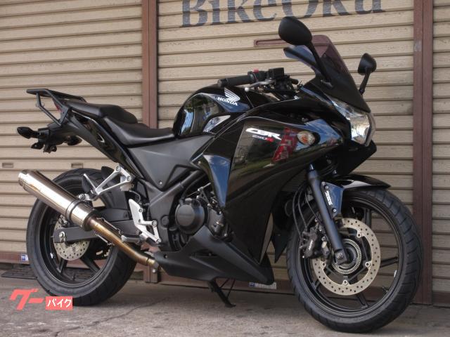 ＣＢＲ２５０Ｒ　ＭＣ４１　リアライズマフラー　社外スクリーン　キャリア