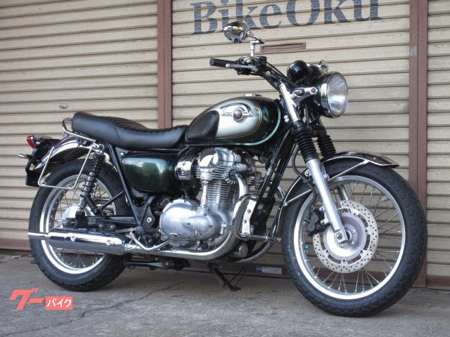 Ｗ８００　ＥＪ８００Ａ　２０１１年モデル　車検Ｒ９年８月まで　社外ウインカー　エンジンガード　社外シフトペダル　グラブバー