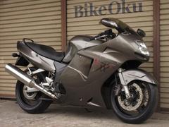 ホンダ　ＣＢＲ１１００ＸＸ　ＳＣ３５Ａ　１９９７年モデル　スーパーブラックバード　マルチバー　キャブレター車両