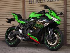 カワサキ　Ｎｉｎｊａ　ＺＸ−２５Ｒ　ＳＥ　ＺＸ２５０Ｅ　２０２１年モデル　ＡＢＳ　社外リヤウインカー　クイックシフター　自賠責保険１２か月付