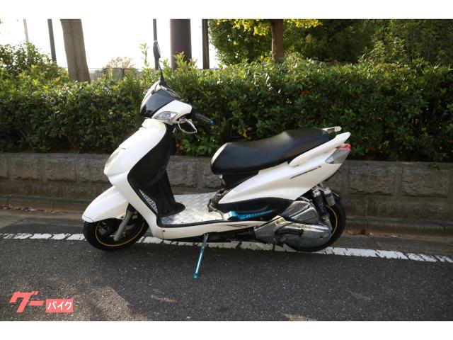 シグナスＸ　ＳＥ１２Ｊ　キャブレターオーバーホール　ブレンボブレーキキャリパー　ＨＩＤヘッドライト　カスタム多数