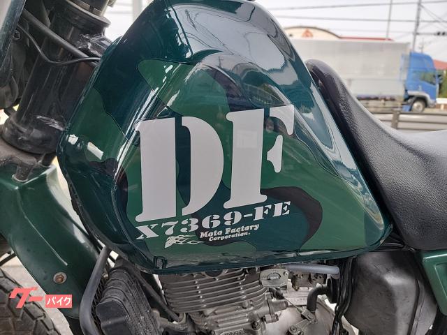 スズキ DF200E タンク 濃緑 純正 中古 バイク 部品 SH42A