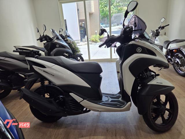 トリシティ１５５ＡＢＳ／自動車免許仕様／自社開発純国産ワイドスペーサー装着／ＥＴＣ／ハンドガード／リアステー