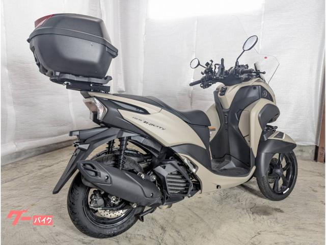 ヤマハ トリシティ155 SG81J GIVIロングスクリーン リア