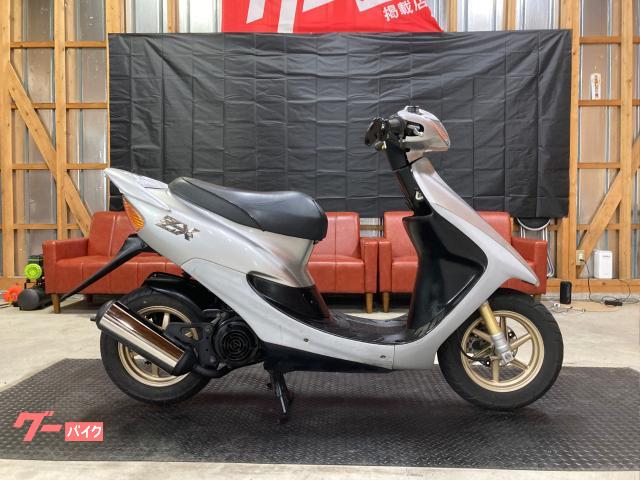 ライブＤｉｏ　ＺＸ　２スト　マフラー新品　バーエンドミラー