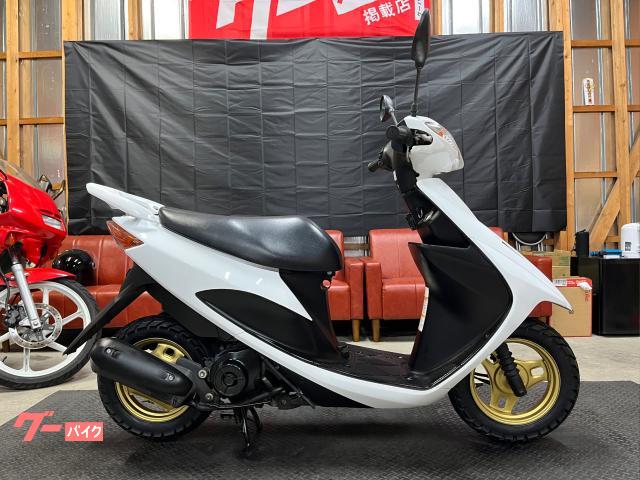 アドレスＶ５０　当店オリジナルカスタム　リアウイング　金ホイール　前後タイヤ新品