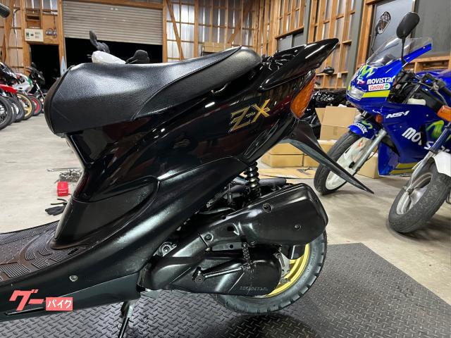 ホンダ ライブDio ZX外装カスタム カウル新品 ヘッドライト新品