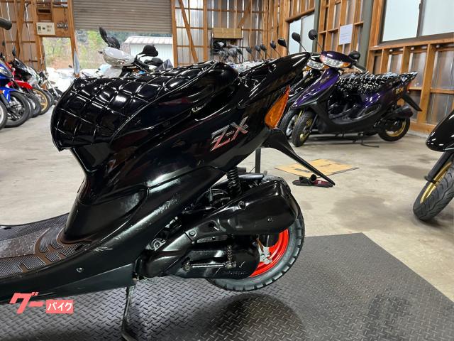 ホンダ ライブDio ZX外装カスタム カウル新品 前後タイヤ新品