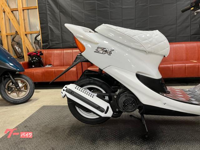 ホンダ ライブDio ZX外装カスタム 新品アルミステップ ヘッド