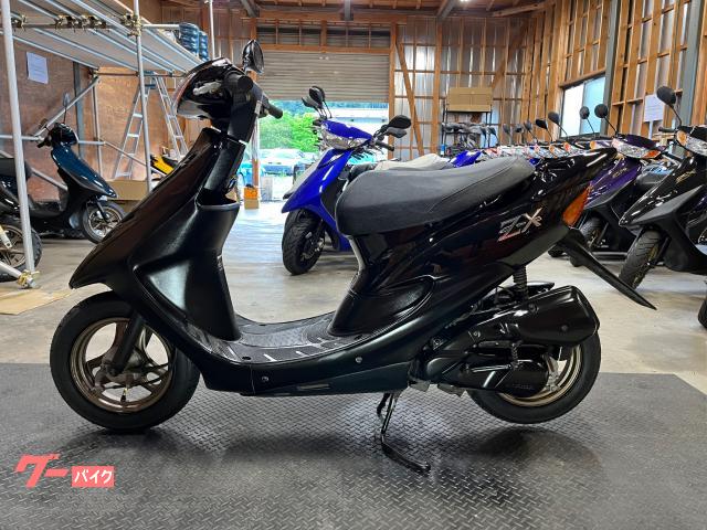 HONDA DIO50ブラック仕様　Fサスペンション新品交換 一部カウル新他もキレイ 多数パーツ交換 軽整備点検済み すぐ乗り出せます。直接引き渡し　配送手配も可 ホンダ ライブDio ZX 新品外装カウル Fタイヤ新品