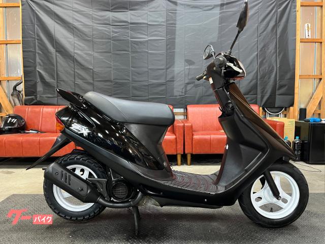 スーパーＤｉｏ　ＺＸ外装カスタム　２スト　６．８馬力　カウル新品　バッテリー新品　前後タイヤ新品　ベルト新品　シート新品