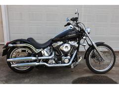 ＨＡＲＬＥＹ−ＤＡＶＩＤＳＯＮ　ＦＸＳＴＤ　ソフテイルデュース　Ｅキャブ　２００１年モデル