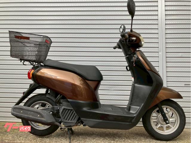 タクトベーシック　２０１８年式　ＡＦ７９　フロントバスケット　インジェクション　茶色