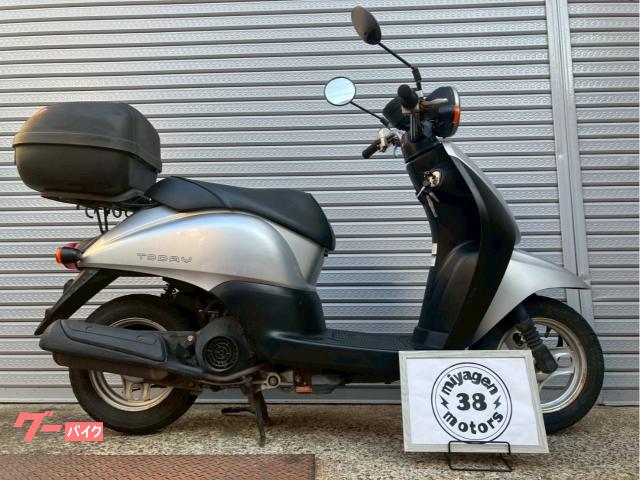 トゥデイ　ＡＦ６７　２００７年式　リアボックス　インジェクション　シルバー