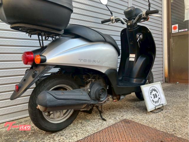 ホンダ トゥデイ AF67 シルバー リアボックス付き ホンダ トゥデイ AF67 2007年式 リアボックス