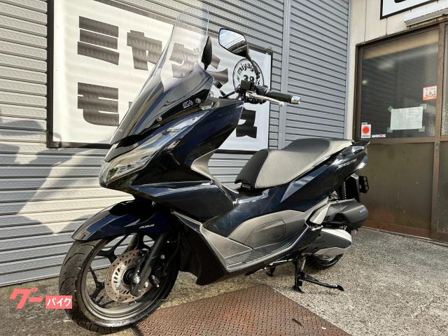 ホンダ  ＰＣＸ１６０　ＡＢＳ　　２０２３年式　ＫＦ４７　ロングスクリーン　デイトナ製リアキャリア ご来店前にはご連絡・ご予約をいお願いいたします！０４８－４２０－９５３５まで♪ ホンダ PCX160 2023年式 KF47 インジェクション