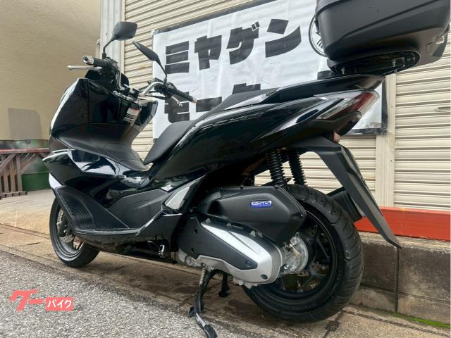 ホンダ PCX160 KF47 2023年式 リアボックス 社外