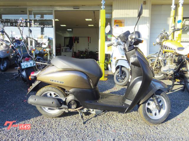 トゥデイ　ＡＦ６７　ＦＩ　ブラウンメタリック