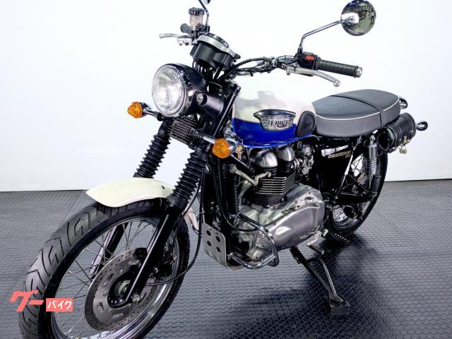 TRIUMPH スクランブラー 865cc 空冷キャブモデル シルバー
