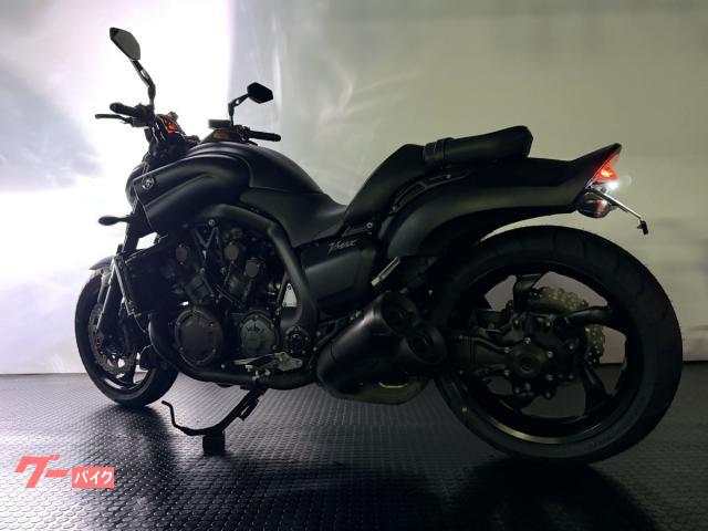 ヤマハ VMAX 1700 RP22J 生産終了モデル マットブラック