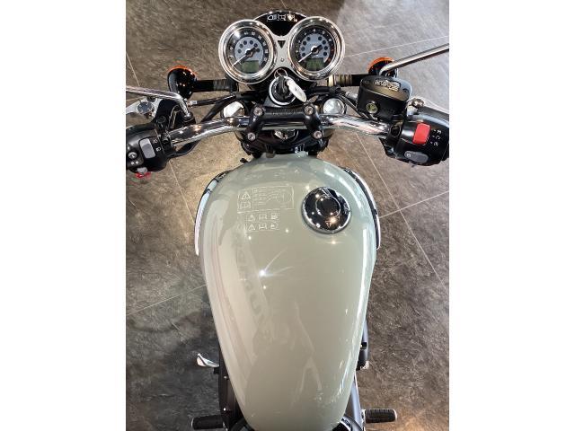 ボンネビルT100 2026年 認定中古車 ストーングレー