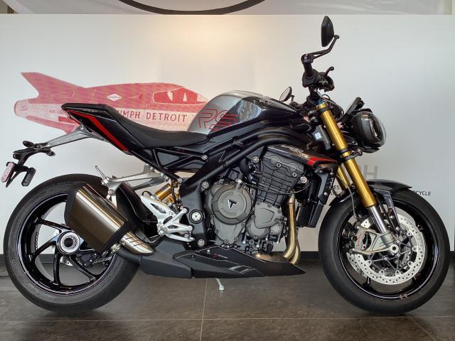 スピードトリプル1200RS 2027年モデル 認定中古車 グラナイト／ディアブロレッド