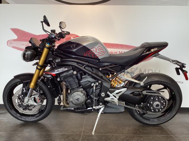 スピードトリプル1200RS 2027年モデル 認定中古車 グラナイト／ディアブロレッド
