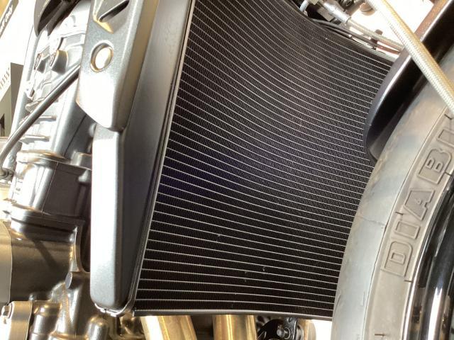 スピードトリプル1200RS 2027年モデル 認定中古車 グラナイト／ディアブロレッド