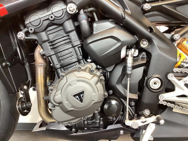 スピードトリプル1200RS 2027年モデル 認定中古車 グラナイト／ディアブロレッド