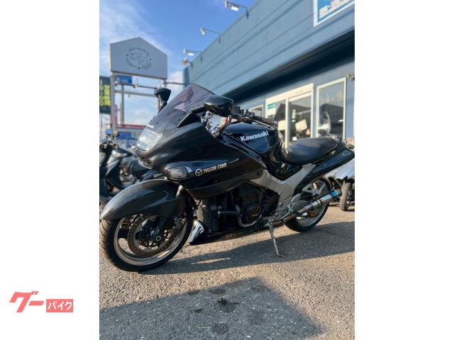 ＺＺ−Ｒ１１００