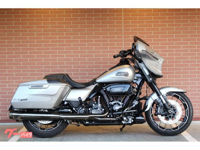 Harley-Davidson シルバー パーティーバッグ Harley-Davidson シルバー パーティーバッグ