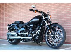 ＨＡＲＬＥＹ−ＤＡＶＩＤＳＯＮ　ＦＸＢＲ　ソフテイル　ブレイクアウト　ダークカスタム　タンクマットブラック　エンジンブラックアウト