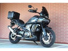 ＨＡＲＬＥＹ−ＤＡＶＩＤＳＯＮ　パンアメリカ１２５０スペシャル　フルカーボン　２インチローダウン　純正パニア　スクリーミンイーグル車検対応マフラー　ホグランプ