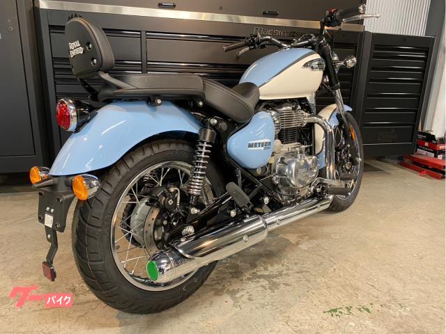 ツーリングシート　ロイヤルエンフィールド　メテオ350 ツーリングシート ロイヤルエンフィールド メテオ350 - メルカリ