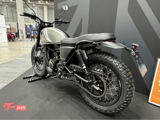 MUTT DRK－01 250 ダーククローム 水冷エンジンモデル