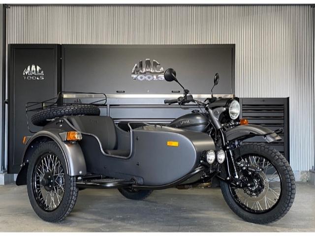 ＵＲＡＬ ギアアップ ２ＷＤ スタンダードモデル ＳｌａｔｅＧｒｅｙ エンジンブラック仕様  正規取扱新車｜ＧＴ－ＡＸＥＬ・静岡（ロイヤルエンフィールド静岡、マットモーターサイクルズ静岡）｜新車・中古バイクなら【グーバイク】