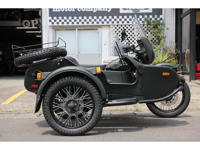 URAL ギアアップ 2WD スタンダードモデル ワントーン