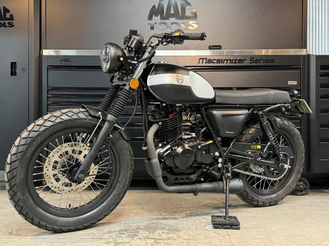MUTT GT-SR 250 スクランブラースタイル LED MUTT GT-SR 250 スクランブラースタイル LED
